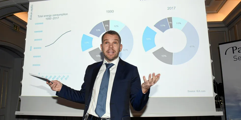 Steffen Syvertsen, konsernsjef Agder Energi, kan presentere positiv resultatutvikling til tross for rekordlav kraftpris i 2020.