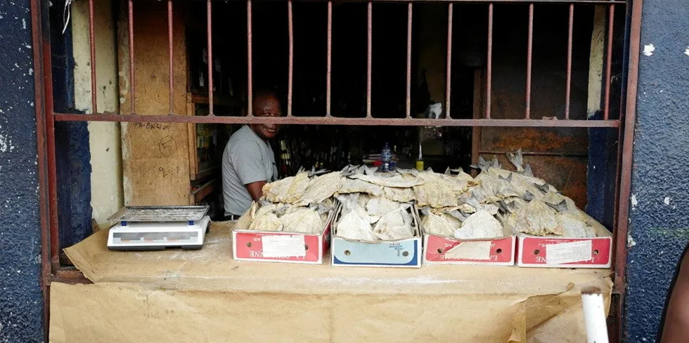 Eksportprisen på klippfisk av sei økte med 44 prosent sammenliknet med samme måned året før. De største markedene for klippfisk av sei er i Vest-Afrika, Karibia og Sør-Amerika. Bildet er fra et marked i Kinsasha i Den demokratiske republikken Kongo.