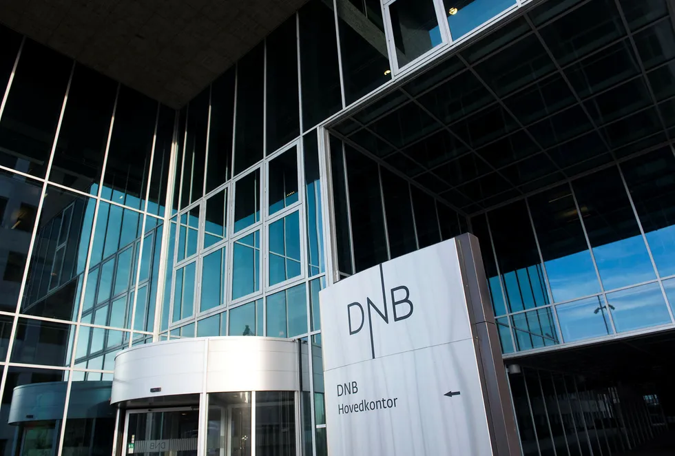 DNB ble dømt til å gi kundene prisavslag for at de hadde levert en såkalt mangelfull ytelse samt å erstatte tapet som om dette prisavslaget var blitt stående til fortsatt forvaltning i fondet.