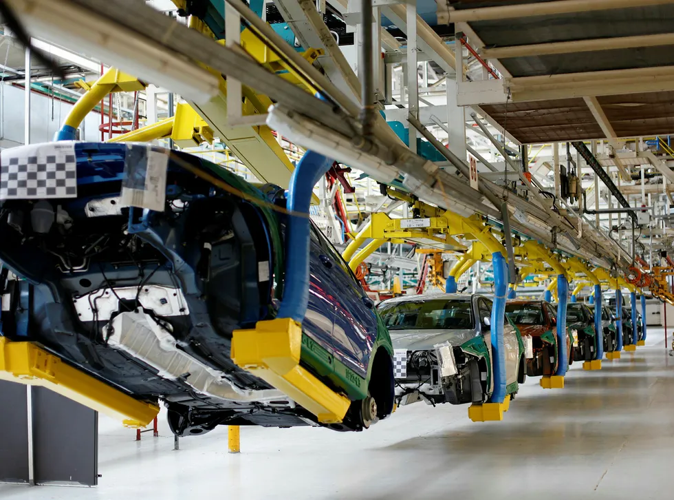 Britiske bilprodusenter går mot milliardtap, uansett om brexit blir hard eller myk. Her fra MG Longbridge-fabrikken i Birmingham.