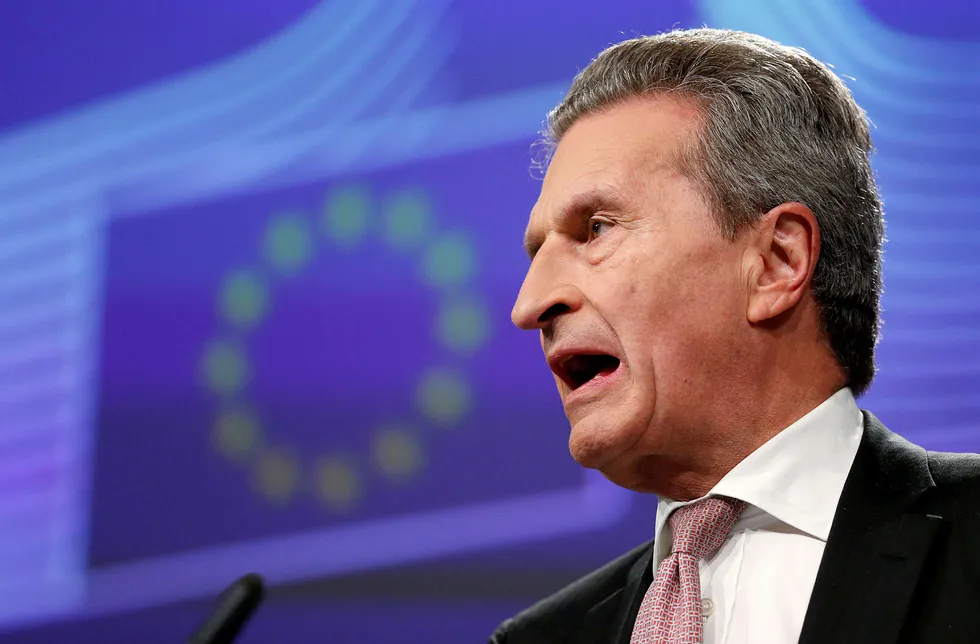 EU-kommisær Gunther Oettinger. Foto: FRANCOIS LENOIR / REUTERS / NTB Scanpix
