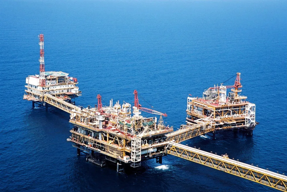 Compression project: a key North Field facility offshore Qatar