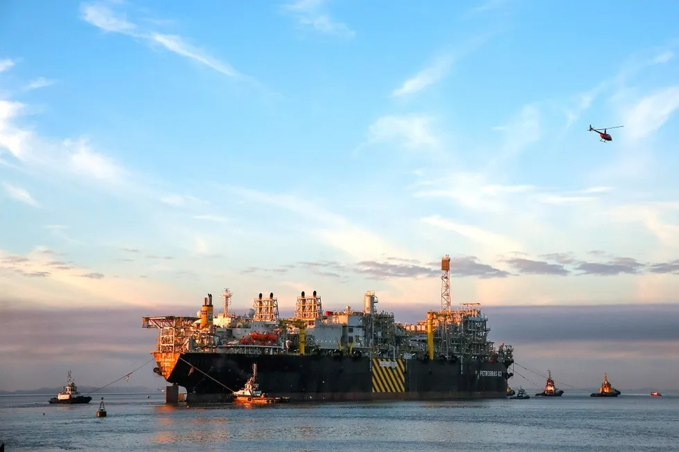 Divesting: the P-63 FPSO in the Papa Terra field