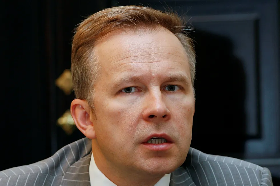 Latvias sentralbanksjef Ilmars Rimsevics er mandag blitt løslatt mot kausjon. Foto: Roman Koksarov / AP / NTB Scanpix
