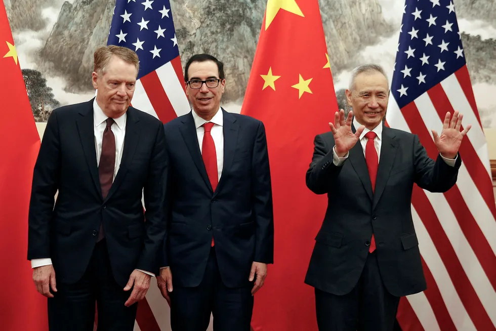 En amerikansk handelsdelegasjon ledet av finansminister Steven Mnuchin og Robert Lighthizer karakteriserte forhandlingene med Kina i forrige uke som produktive. President Donald Trump er ikke fornøyd med fremdriften.
