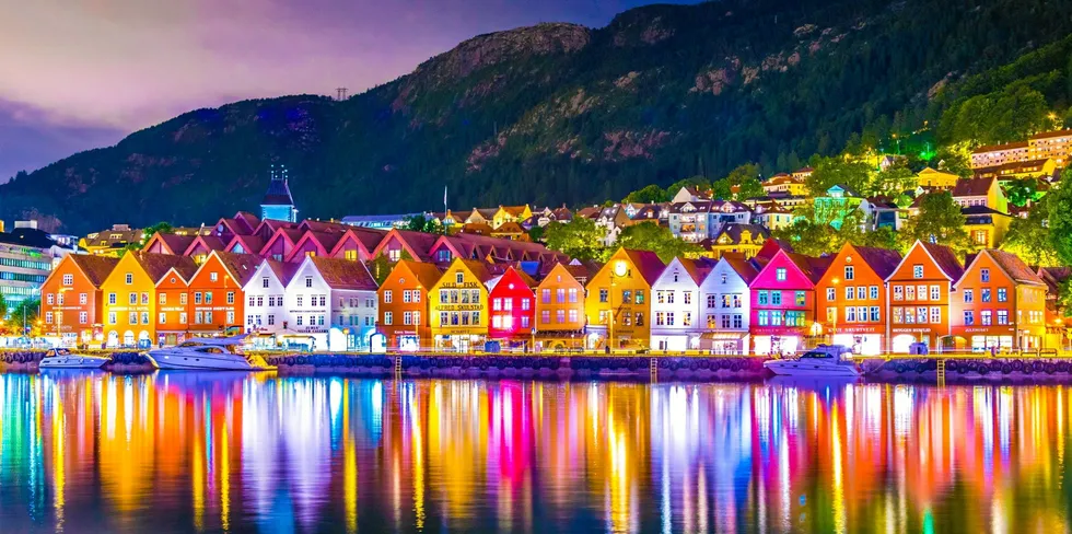 Strømprisene er lavere i Bergen enn i Kristiansand eller Stavanger, men likefullt på sitt høyeste sommernivå noen gang mandag 1. august.