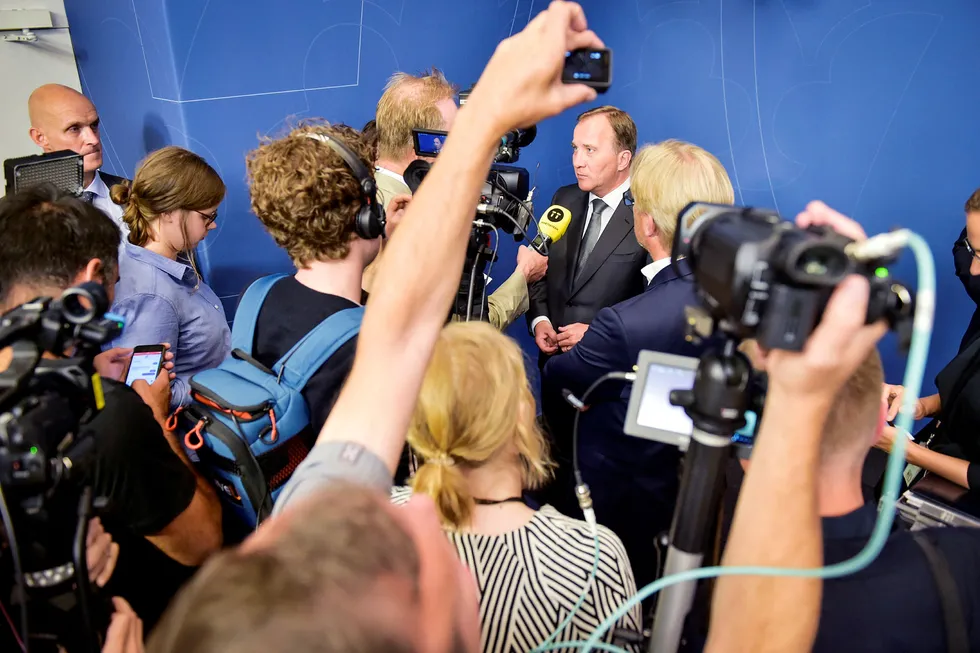 Den svenske regjeringen og statsminister Stefan Löfven har fått kritikk for håndteringen av it-skandalen i Transportstyrelsen. Her møter han pressen etter en pressekonferanse på Rosenbad. Stina Stjernkvist/TT, /NTB scanpix