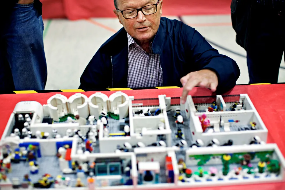 Lego-eier Kjeld Kirk Kristiansen er Danmark rikeste. Da han i 2005 skulle få Lego ut av krisen, dro han på fantreff for å få gode råd. Resultatet var sterk vekst og formuesøkning. Foto: Per Thrana