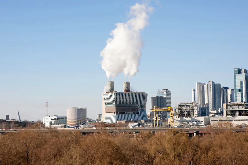 The 800MW natural-gas-fired Seoul thermal power plant in the South Korean capital.