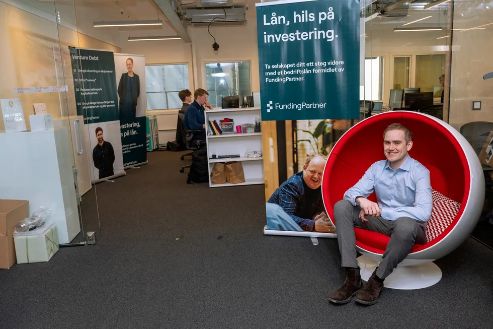 Fra lokalene til Startuplab i Forskningsparken, har Fundingpartner-gründer Geir Atle Bore bygget en finansieringsplattform som passerte en halv milliard i fjor. Det er bare starten, ifølge jærbuen.