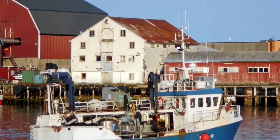 SNART FERDIG: Kystnotbåten «Pløy» fra Sogn og Fjordane håper å kunne avslutte årets makrell- og sildekvoter i løpet av kort tid.Foto: Frank Einar Iversen