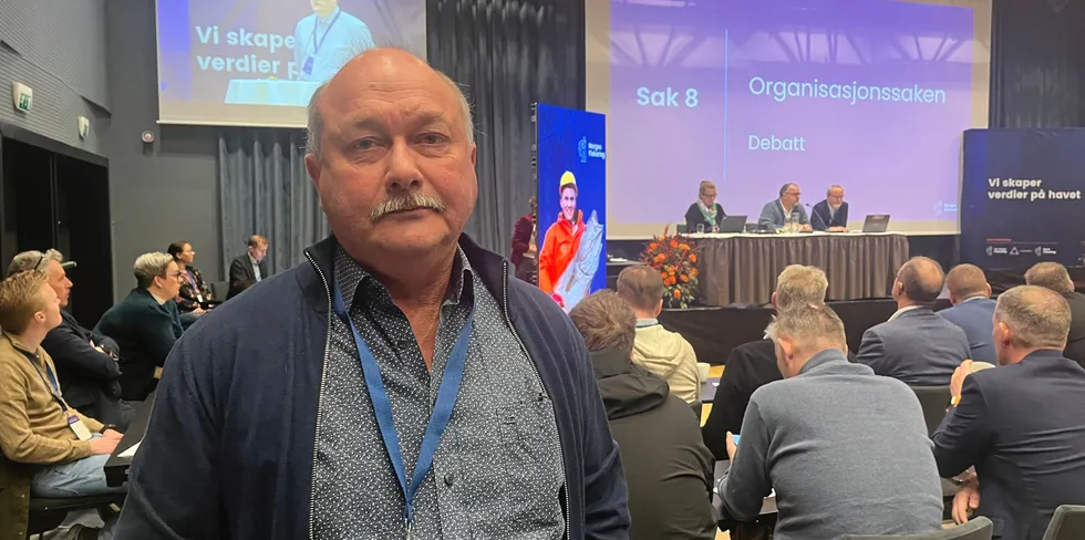 Kjell-Bjørnar Bakken ga klar beskjed til landsmøtet i Norges Fiskarlag at fiskerne i nord ikke ville godta forslaget til dobbeltrepresentasjon.