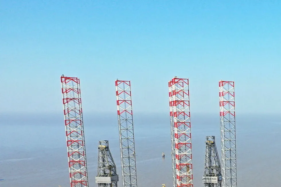 Delivered: the jack-up rigs Guoxin and Guoshun ready to work offshore China