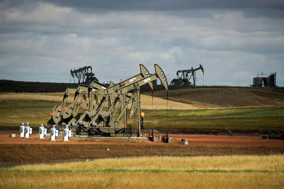 Bakken: Whiting keeps pumping