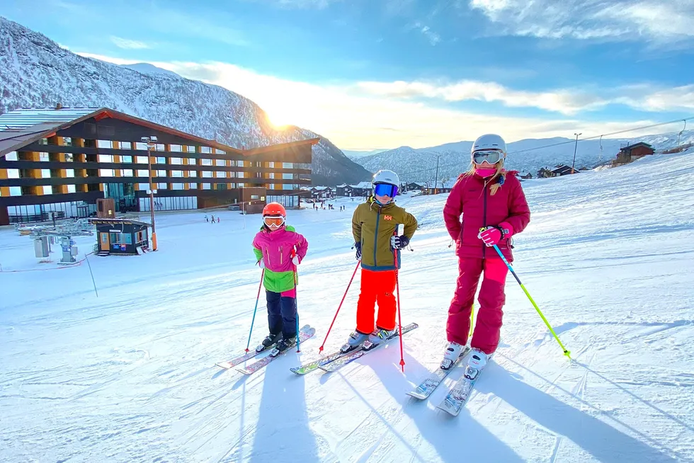 Myrkdalen Fjellandsby (bildet) vil sammen med Voss og Geilo få 200 britiske skiturister hver uke fra neste vintersesong.