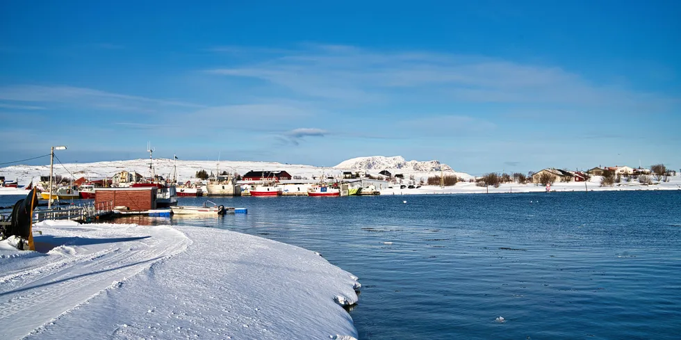 Fiskerinæringa med utspring i Karlsøybruket i Vannavalen er gjenstand for en storstilt etterforskning, mistenkt for brudd på fiskeri- og regnskapslovgivning.
