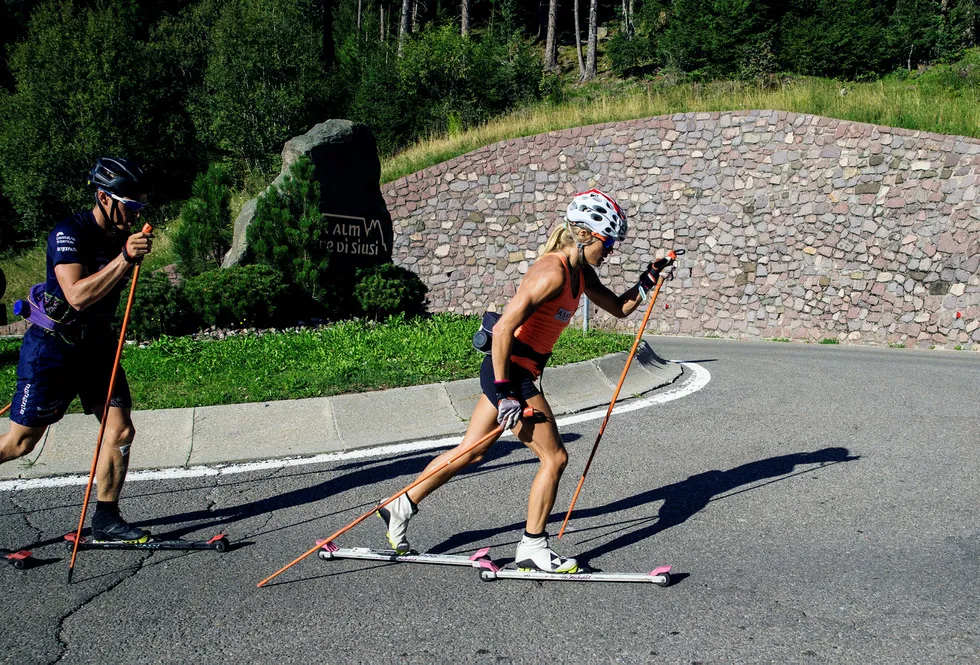 Therese Johaug hadde en fantastisk 2016-sesong. Det ble hennes siste sesong før hun først i november 2018 igjen kan delta i verdenscuprenn. Her noen timer etter at hun møtte norsk presse for å fortelle om utestengelsen på 18 måneder fra skisporten. Foto: Ruud, Vidar,/NTB scanpix