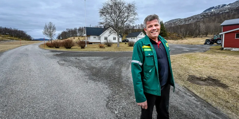 Bjørnar Skjæran sendes ut av regjeringen og hjem til Lurøy igjen. Han ofres av statsminister Jonas Gahr Støre, og blir dermed vanlig stortingspolitiker.