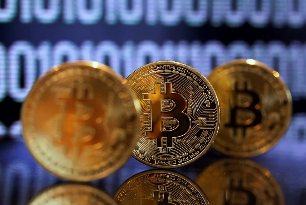 Verdien på alle bitcoin i omløp er på 67,9 milliarder dollar. Foto: Chris Ratcliffe/Bloomberg