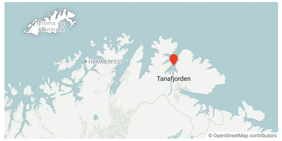 Mannen ble funnet i en sidefjord av Tanafjorden.