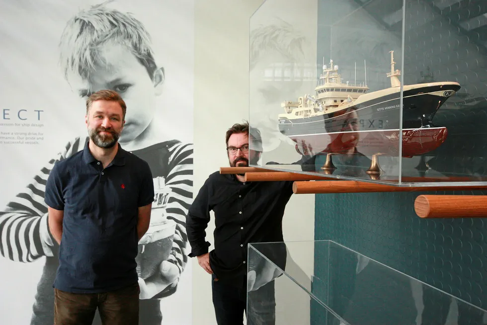 Johannes Eldøy og Egil Sandvik har fulgt den prisvinnende bedriften fra olje og inn i fiskeri.