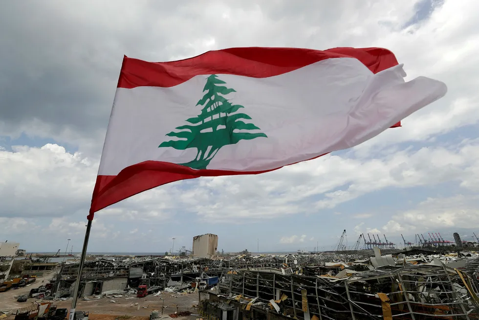 Verden lover milliardbeløp i direkte hjelp til det libanesiske folk