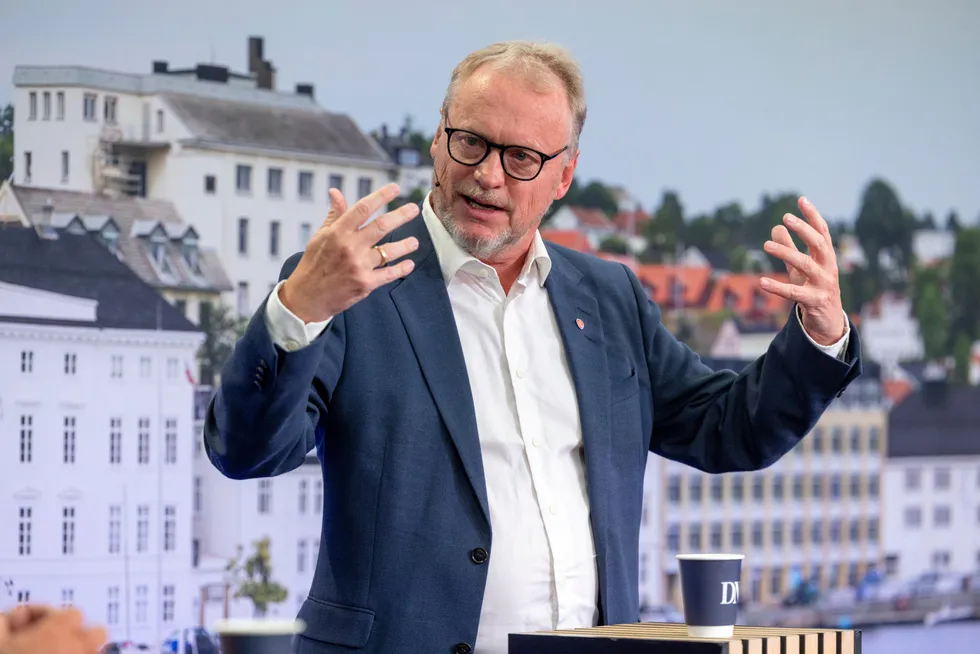 Tilbudskrisen som bygger seg opp i boligmarkedet, og særlig i Oslo, skaper risiko for finansiell ustabilitet, skriver Henning Lauridsen. Byrådsleder Raymond Johansen (Ap) i Oslo.