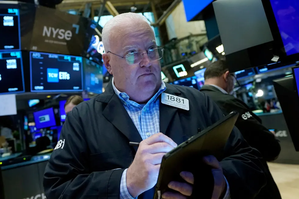 Megler Thomas Ferrigno på handelsgulvet i New York Stock Exchange (Nyse) tar ikke bølgen selv om inflasjonstallene kom inn som ventet.
