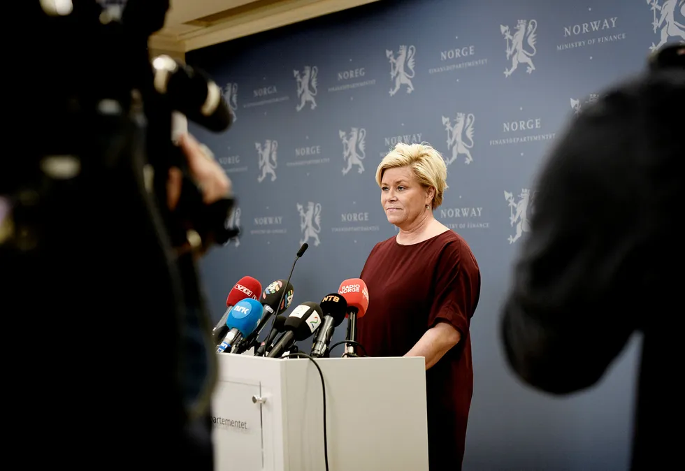 Finansminister Siv Jensen (Frp) uttalte seg om SSB-bråket fredag. Skjalg Bøhmer Vold