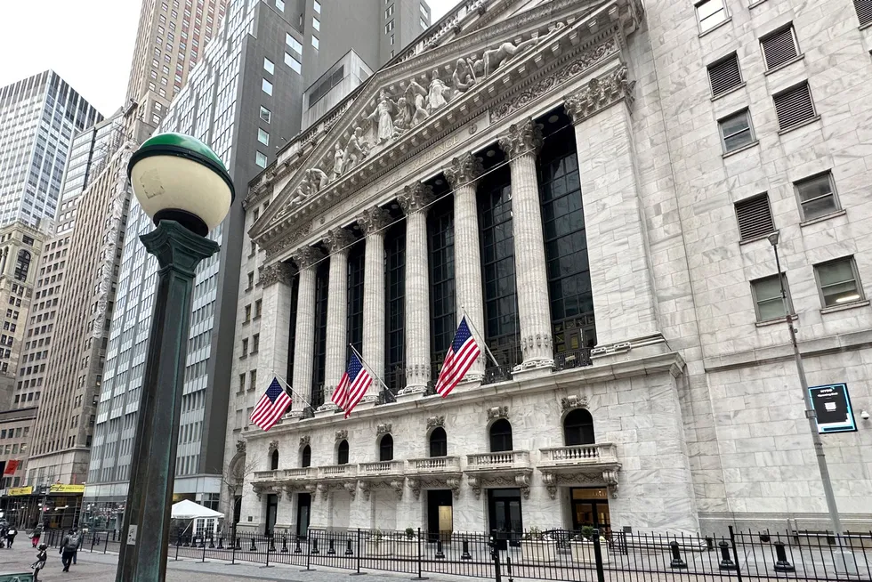 Det har gått rolig for seg på Wall Street de siste dagene. Siden årsskiftet har det brede markedet steget syv prosent, målt ved S&P 500-indeksen.