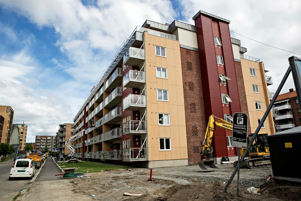 Slik så det ut i Maridalsveien 205 i juni 2014. Byggearbeidet startet i mars 2011 og skulle ta 18 måneder. Foto: Aleksander Nordahl