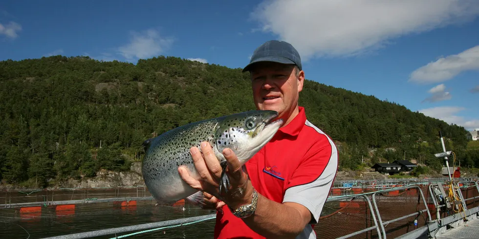 Alex Vassbotten er daglig leder i Steinvik Fiskefarm, som han eier sammen med sin far.