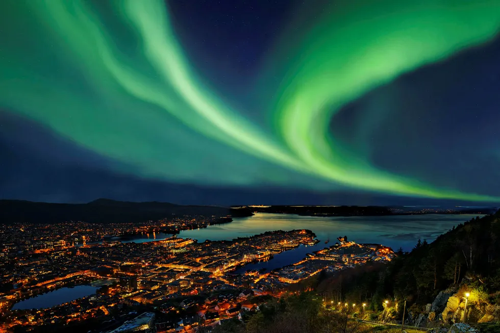 I Bergen endte transaksjonsmarkedet for 2017 med et omsetningsvolum på cirka 5,5 milliarder kroner, ned fra ni milliarder kroner året før. Foto: Getty