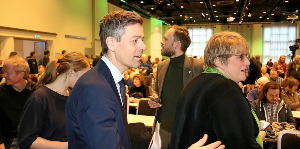 NOK EN SKUFFELSE: Samferdselsministeren Knut Arild Hareide hadde i samtaler med ordførere og partimedlemmer på Møre mer enn antydet at nå skulle det bli bevilget penger til tunnelen.