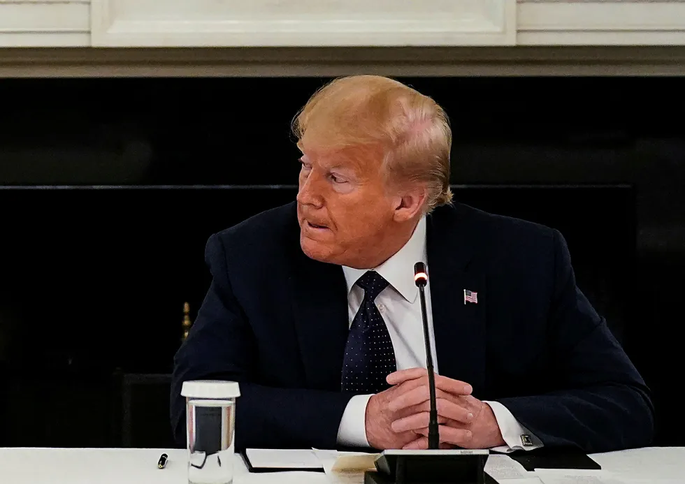 President Donald Trump under et møte i Det hvite hus mandag.