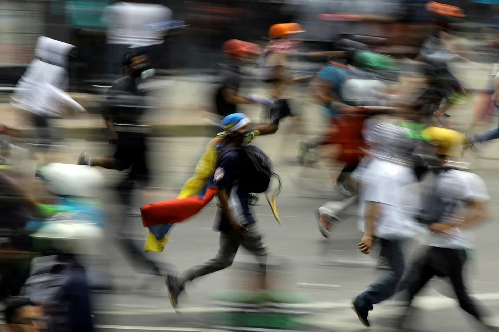 Krisen i Venezuela fortsetter. Og det er daglige demonstrasjoner og sammenstød sikkerhetsstyrkene i landet. Foto: Carlos Barria/Reuters/NTB scanpix