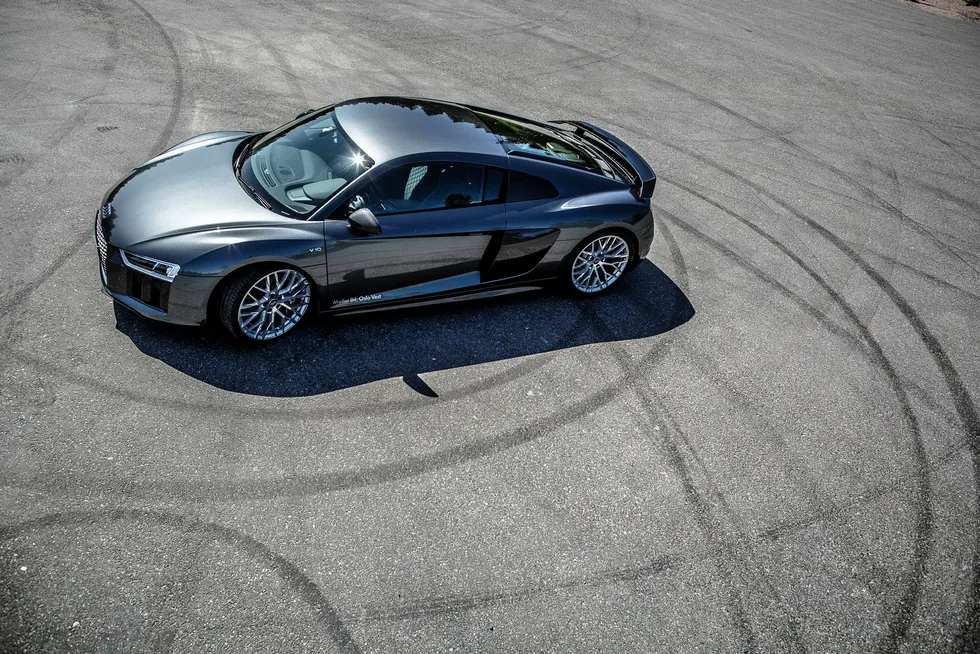 Audi R8 med 610 hestekrefter får en avgiftsreduksjon på 220.000 kroner. Slike ekstreme utslag får det «grønne skiftet».