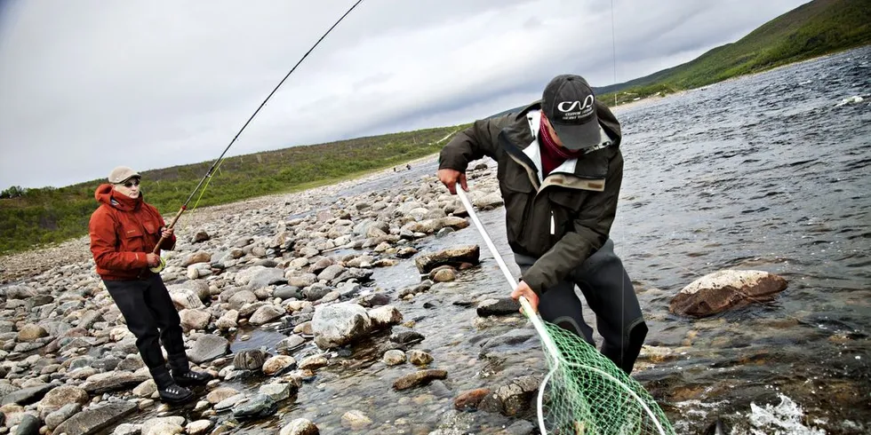 Laksefiske i Tanavassdraget. Foto: Thomas T. Kleiven