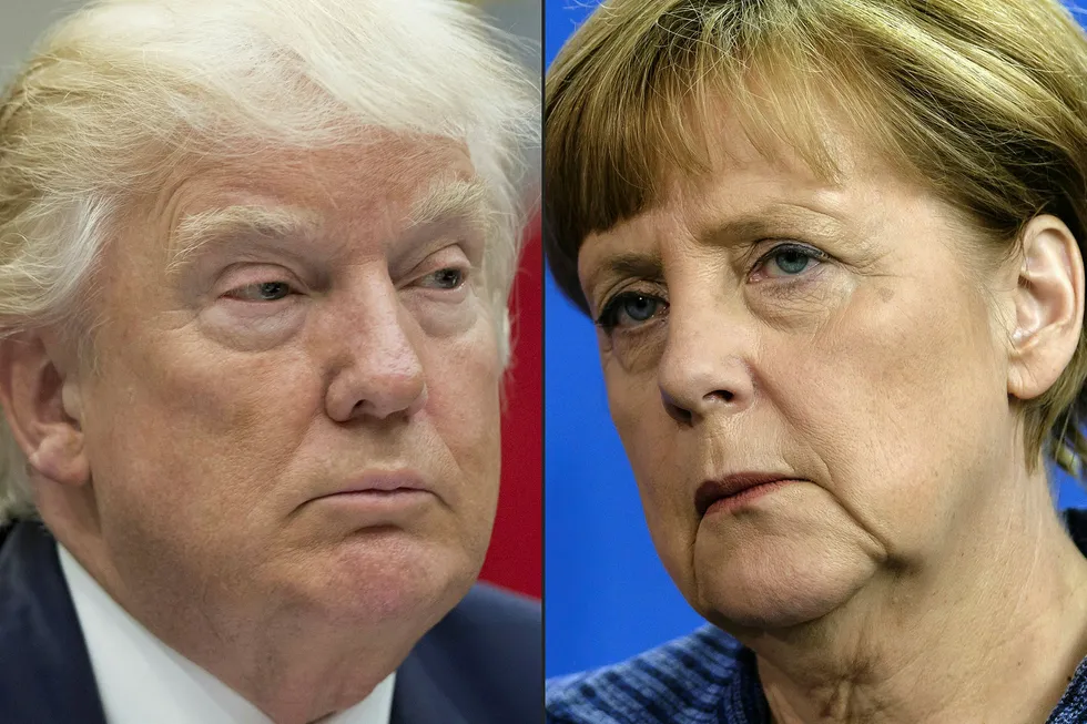 Tirsdag møtes USA president Donald Trump og Tyskalands forbundskansler Angela Merkel for første gang. På agendaen er forholdet mellom USA og EU. Fotokollage: SAUL LOEB/AFP Photo/ NTB Scanpix.
