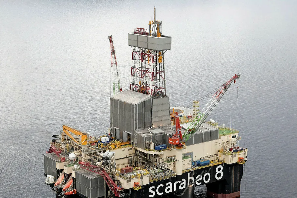 Licence to drill: the Scarabeo 8 will sink Eni's Goliat Eye probe