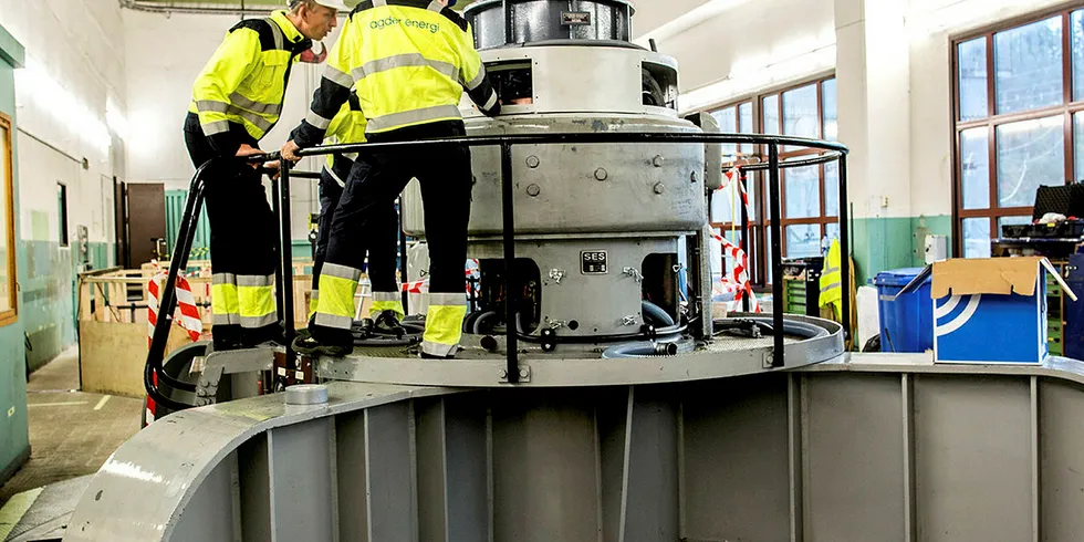 Rehabilitering: Agder Energis kraftstasjon på Evenstad i Froland er blitt rehabilitert. Generelt i vannkraftbransjen brukes det nå mindre penger på dette.