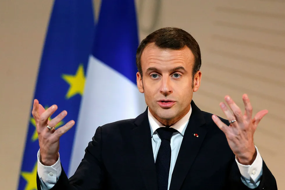 Den franske presidenten Emmanuel Macron uttalte tirsdag at EUs utmeldingsavtale med Storbritannia ikke kan forhandles.