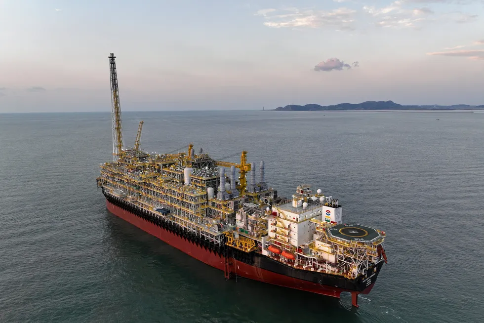 First oil: the Anita Garibaldi FPSO in the Marlim field offshore Brazil
