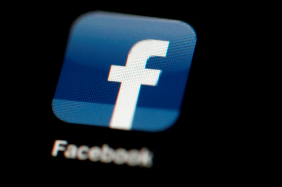 Facebook etterforsker misbruk av privat data og har i den forbindelse blokkert om lag 200 applikasjoner. Foto: AP / NTB scanpix