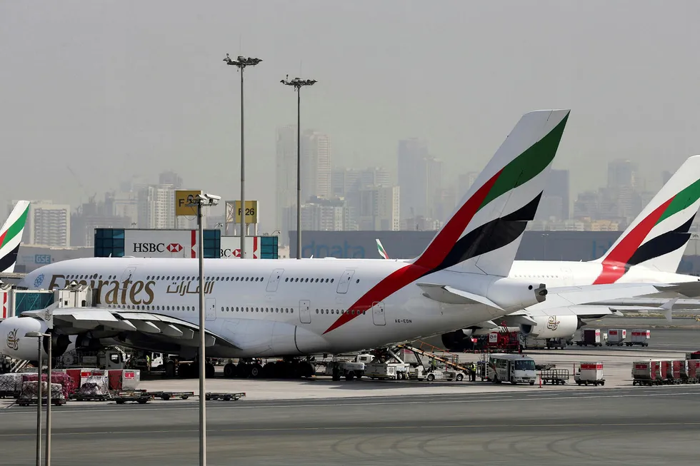 Emirates Airlines-fly nektes nå å lande i Tunisia. Foto: Ashraf Mohammad Mohammad Alamra/Reuters