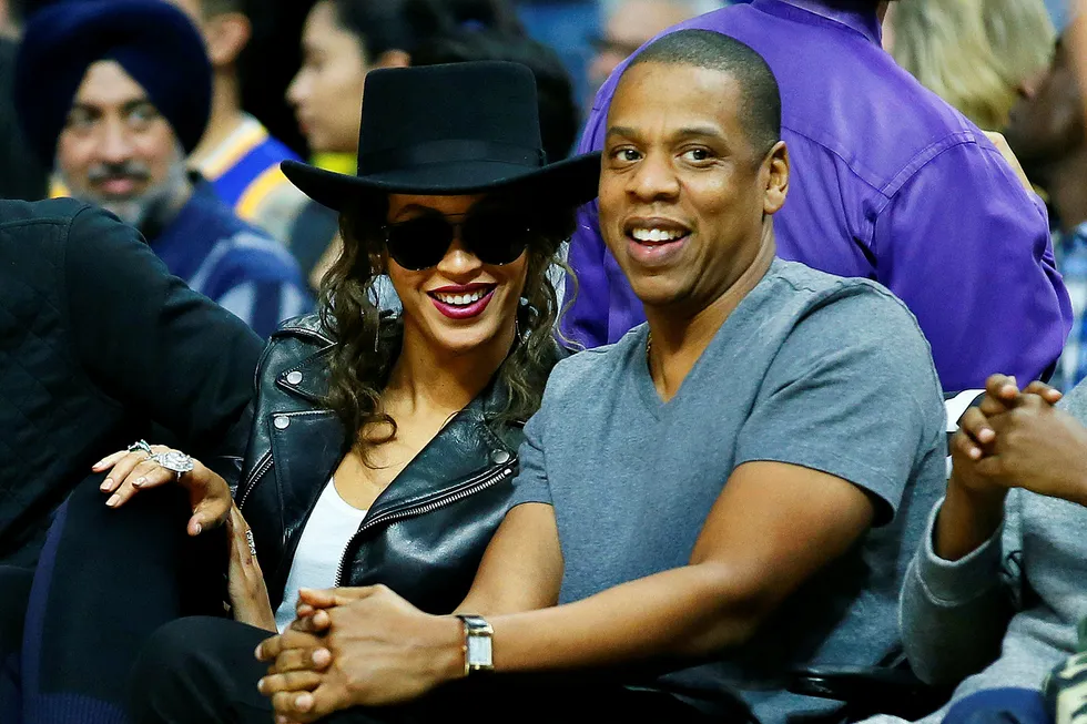 Ekteparet Beyoncé og Jay Z på NBA-basketballkamp mellom Los Angeles Clippers og Golden State Warriors. Foto: Danny Moloshok/AP/NTB Scanpix
