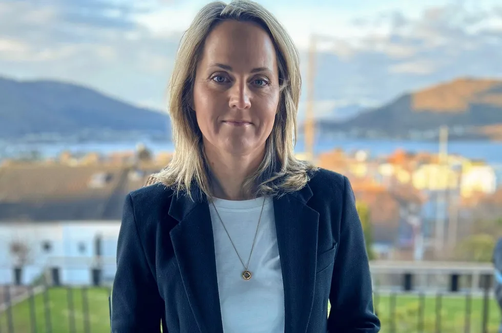 Cathrine Kristiseter Marti er ny konsernsjef i Vard. Verftsgruppen leverer nok et rødt årsresultat, men det lysner litt for Vard nå. Marti kan fort bli den første konsernsjefen på lang tid som leverer plussresultater for verftsgruppen i Norge.