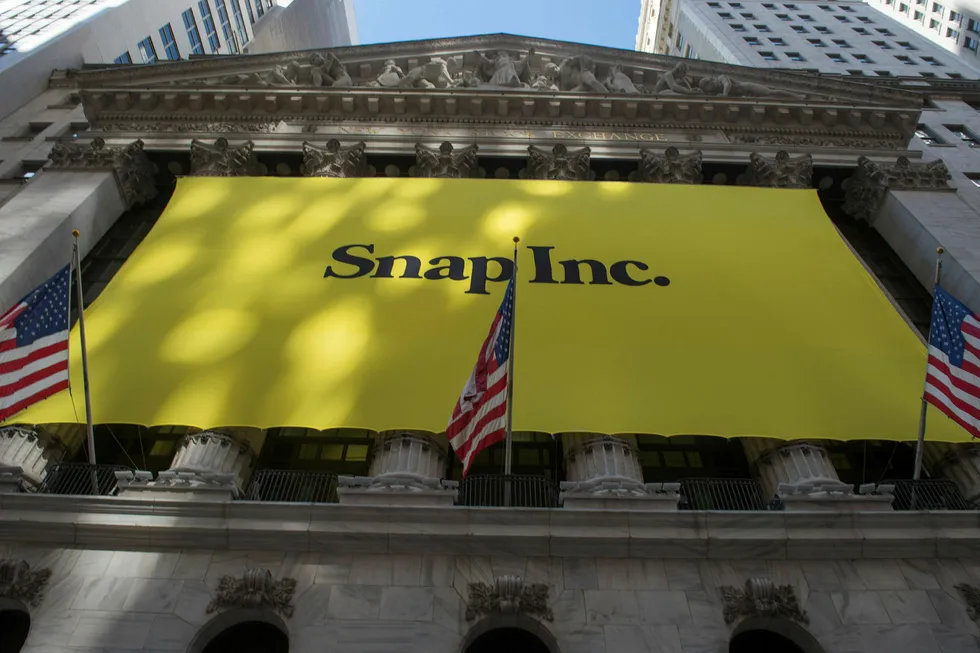 Snapchat-logoen pryder her fasaden på New York-børsen. Foto: BRYAN R. SMITH