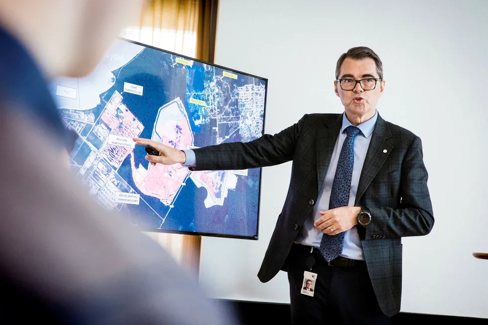 Hydro-sjef Svein Richard Brandtzæg redegjør for Alunorte-krisen forrige torsdag. Foto: Sebastian S. Bjerkvik