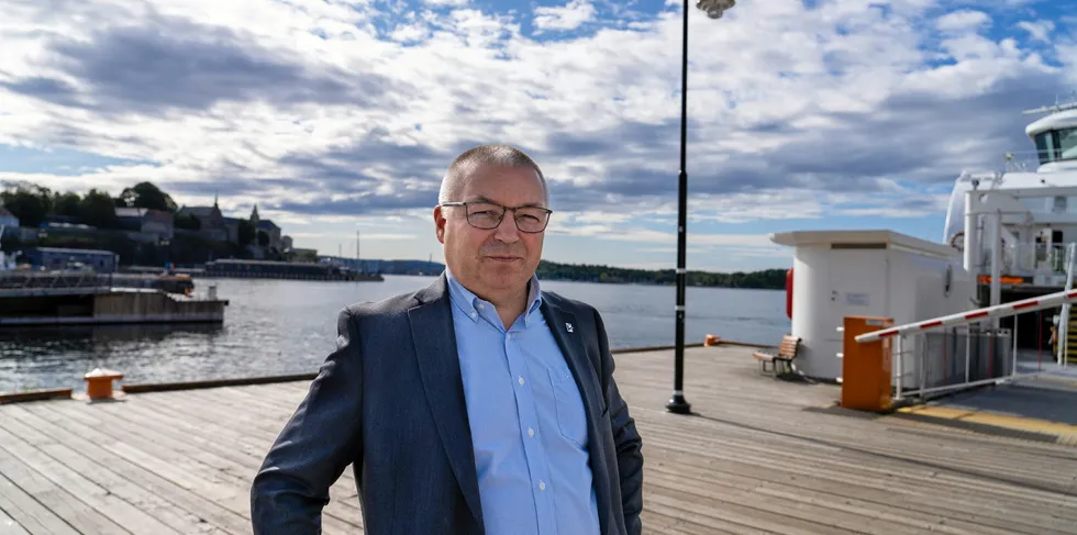 Kjell-Olav Gammelsæter er direktør i Norske Havner. Fra 1. oktober skal nytt Skipsavfallsdirektiv tre i kraft, men det er for mange usikkerhetsmomenter og for kort tid for at det er mulig, mener direktøren.